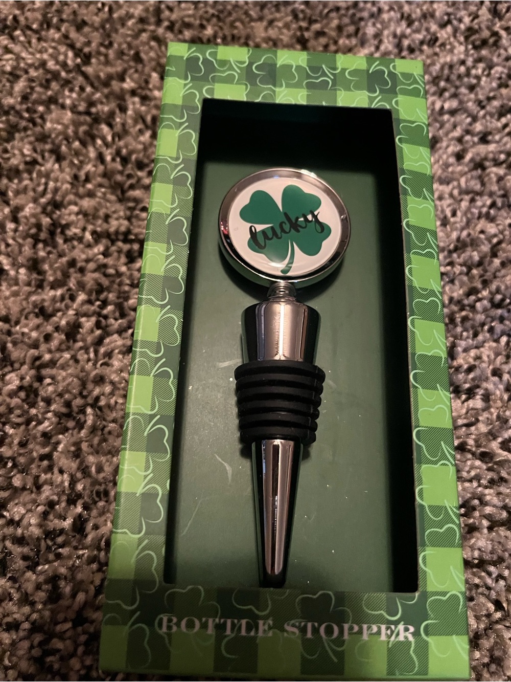 Lucky bottle stopper